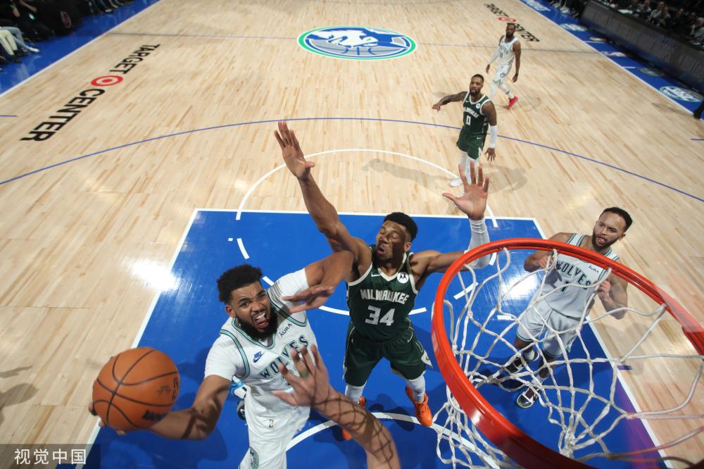 更是对篮球 更是对篮球