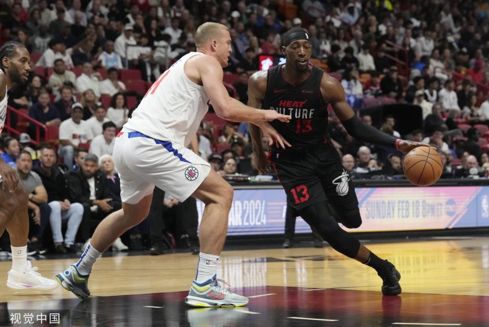 也让他跻身 也让他跻身