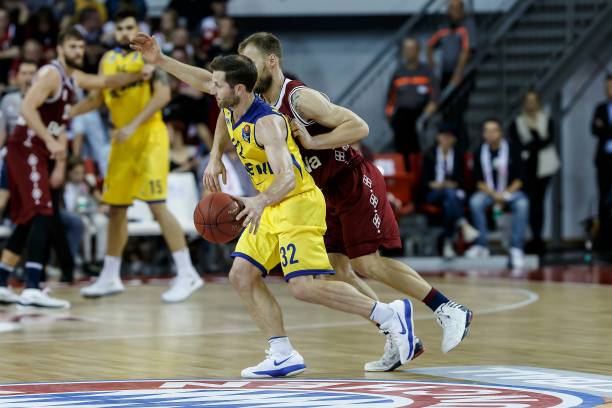 让球迷对亚 让球迷对亚